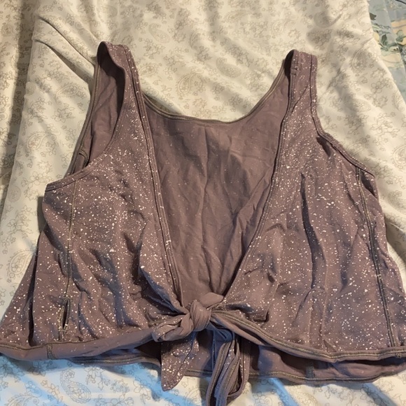 Tie in the back tank - Picture 2 of 3